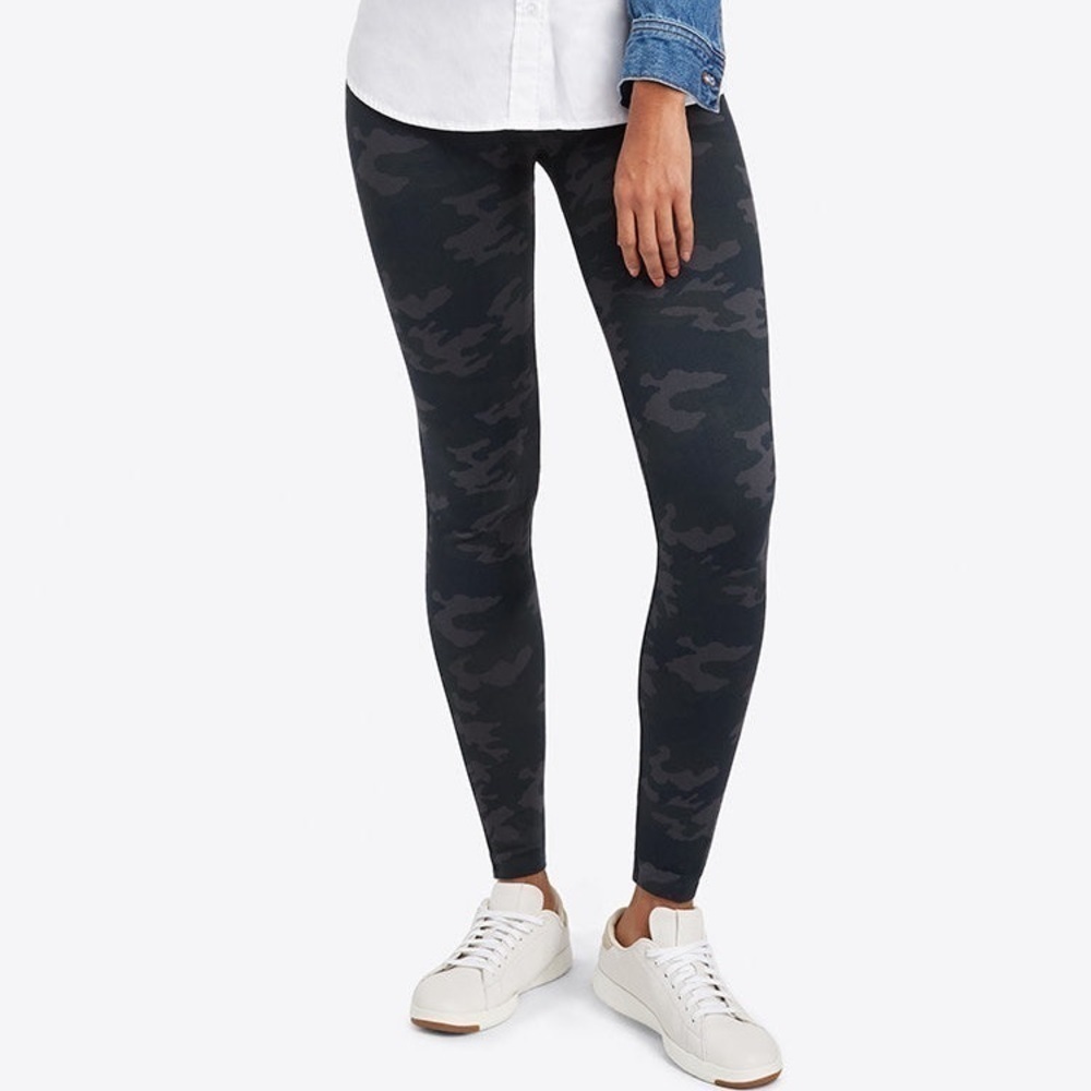 Spanx Seamless Leggings Camo Print Black Green